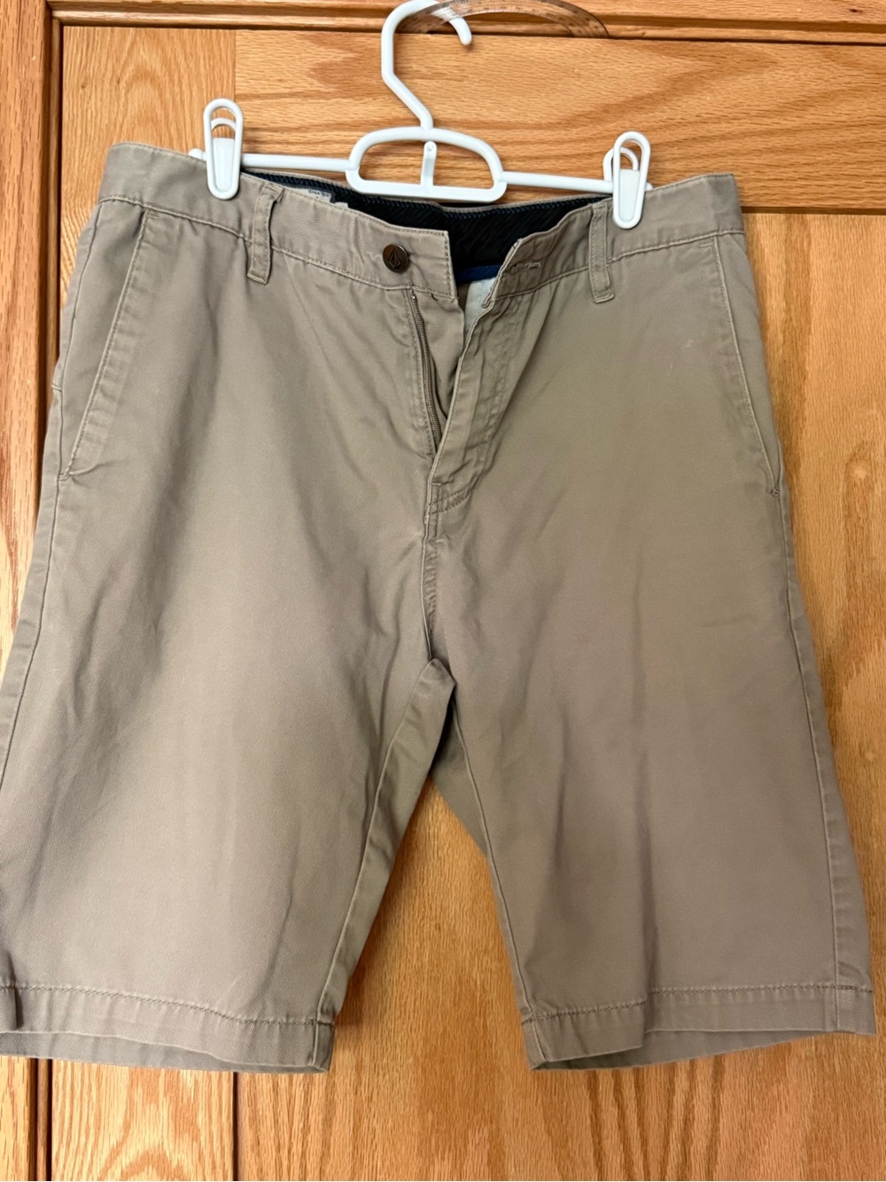 Volcom shorts